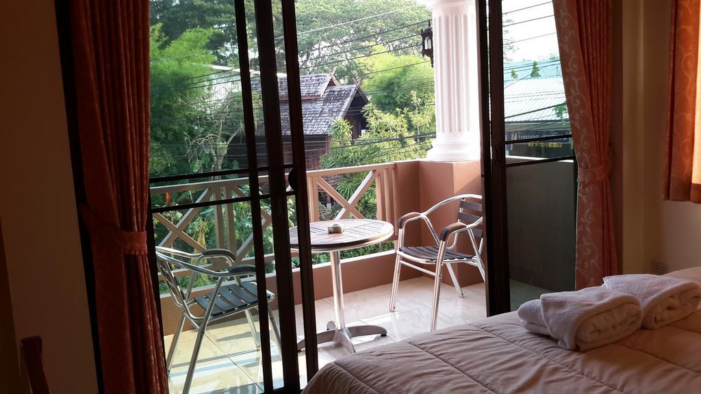 Donchai House Guest House& Cafe Chiang Mai Ngoại thất bức ảnh
