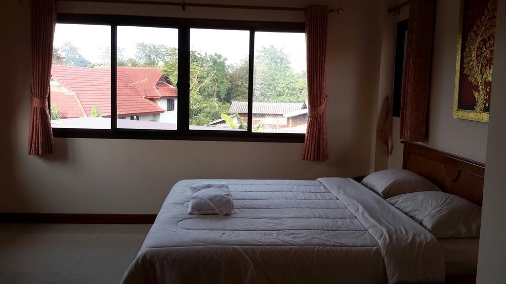 Donchai House Guest House& Cafe Chiang Mai Ngoại thất bức ảnh