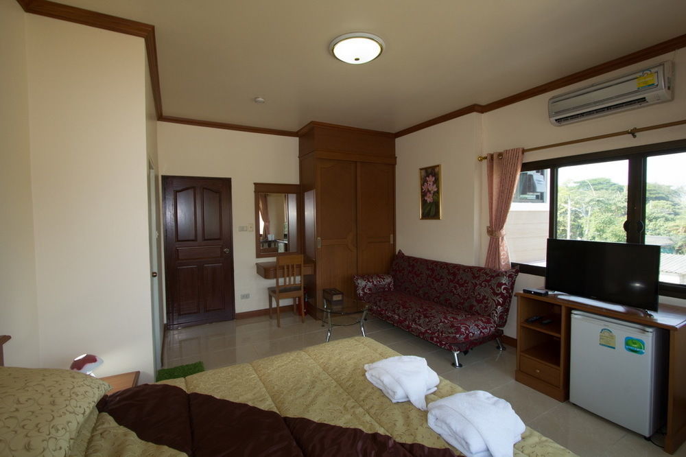 Donchai House Guest House& Cafe Chiang Mai Ngoại thất bức ảnh