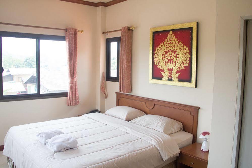 Donchai House Guest House& Cafe Chiang Mai Ngoại thất bức ảnh