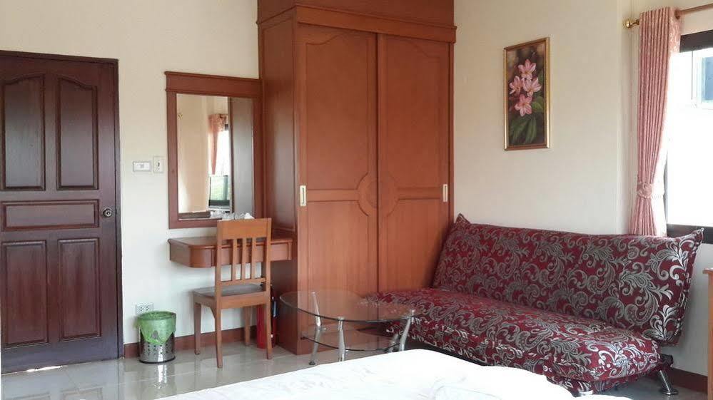 Donchai House Guest House& Cafe Chiang Mai Ngoại thất bức ảnh